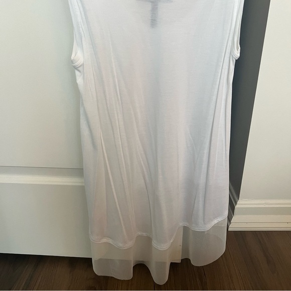 Bcbg MaxAzria White Mesh Top- Size XS; Excellent Condition - Picture 8 of 9